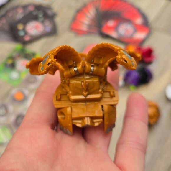 Huge Bakugan huge lot figures cards game pieces - Picture 5 of 10